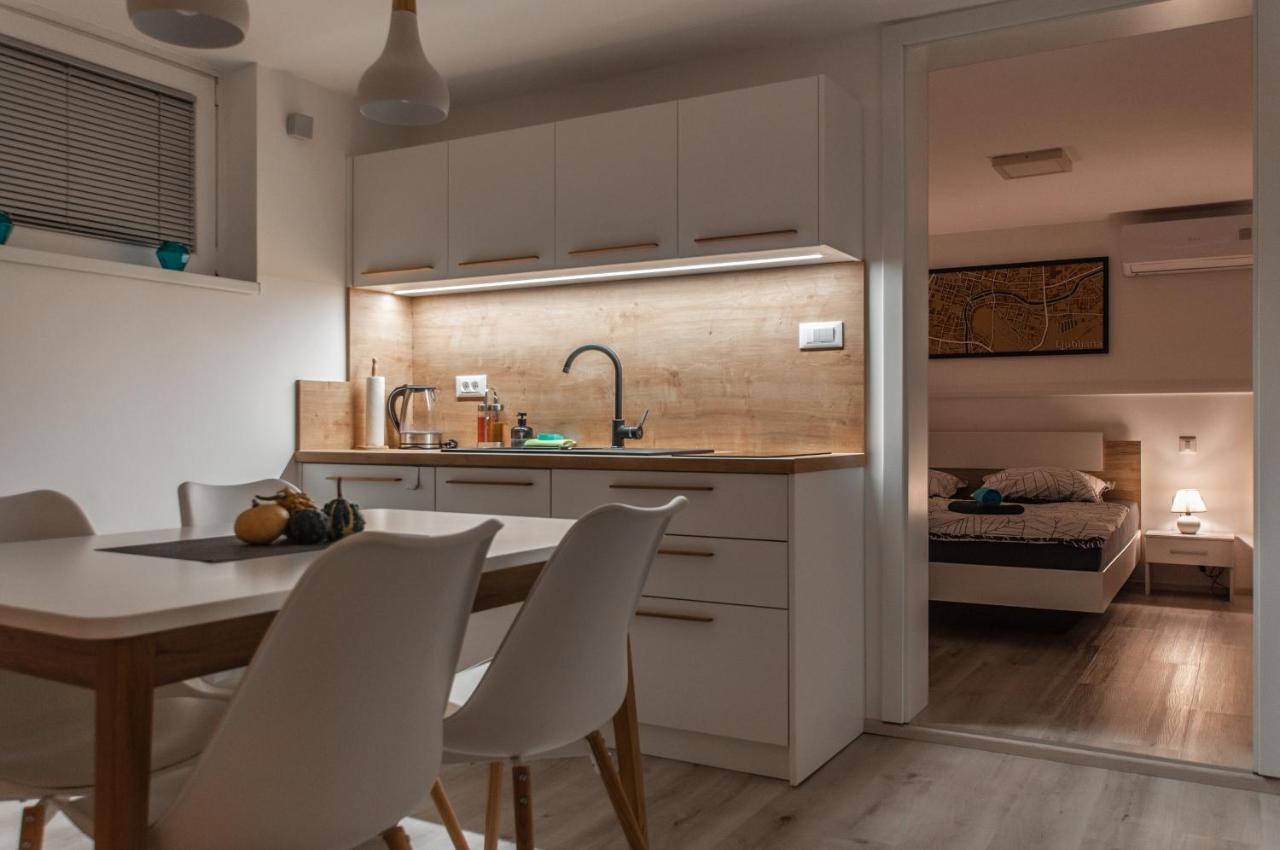 Cozy Little Apartments Ig Exterior photo